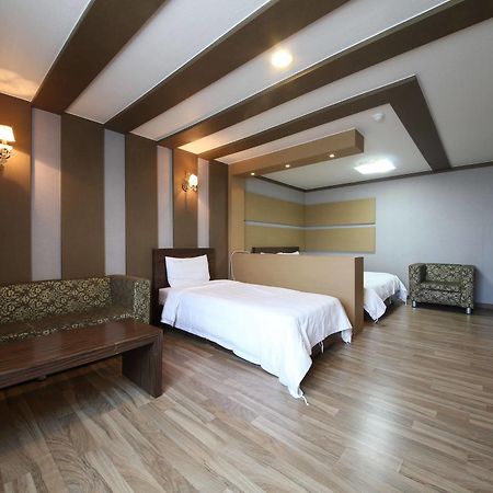 Yes Motel กุนซาน ภายนอก รูปภาพ