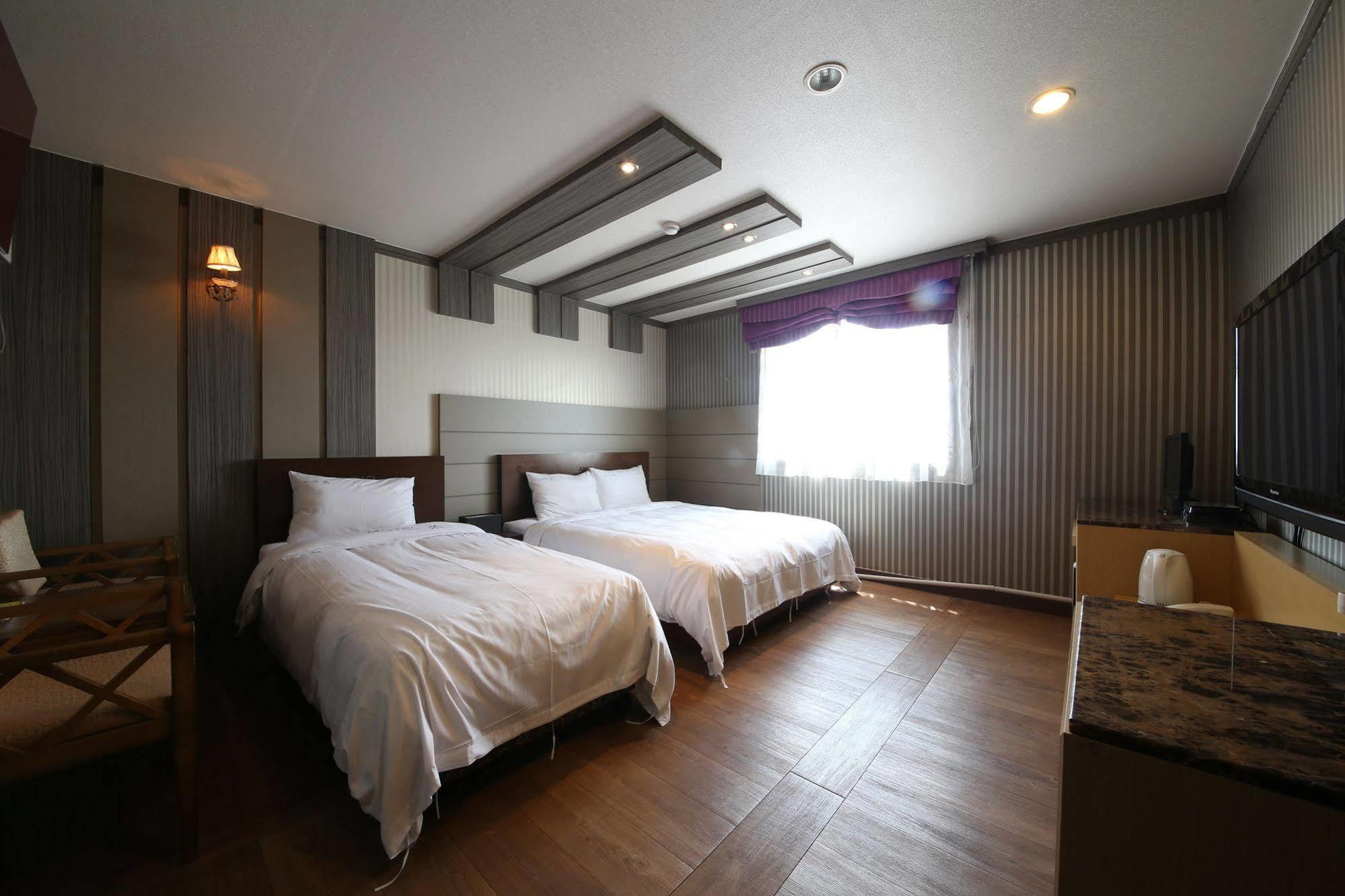 Yes Motel กุนซาน ภายนอก รูปภาพ