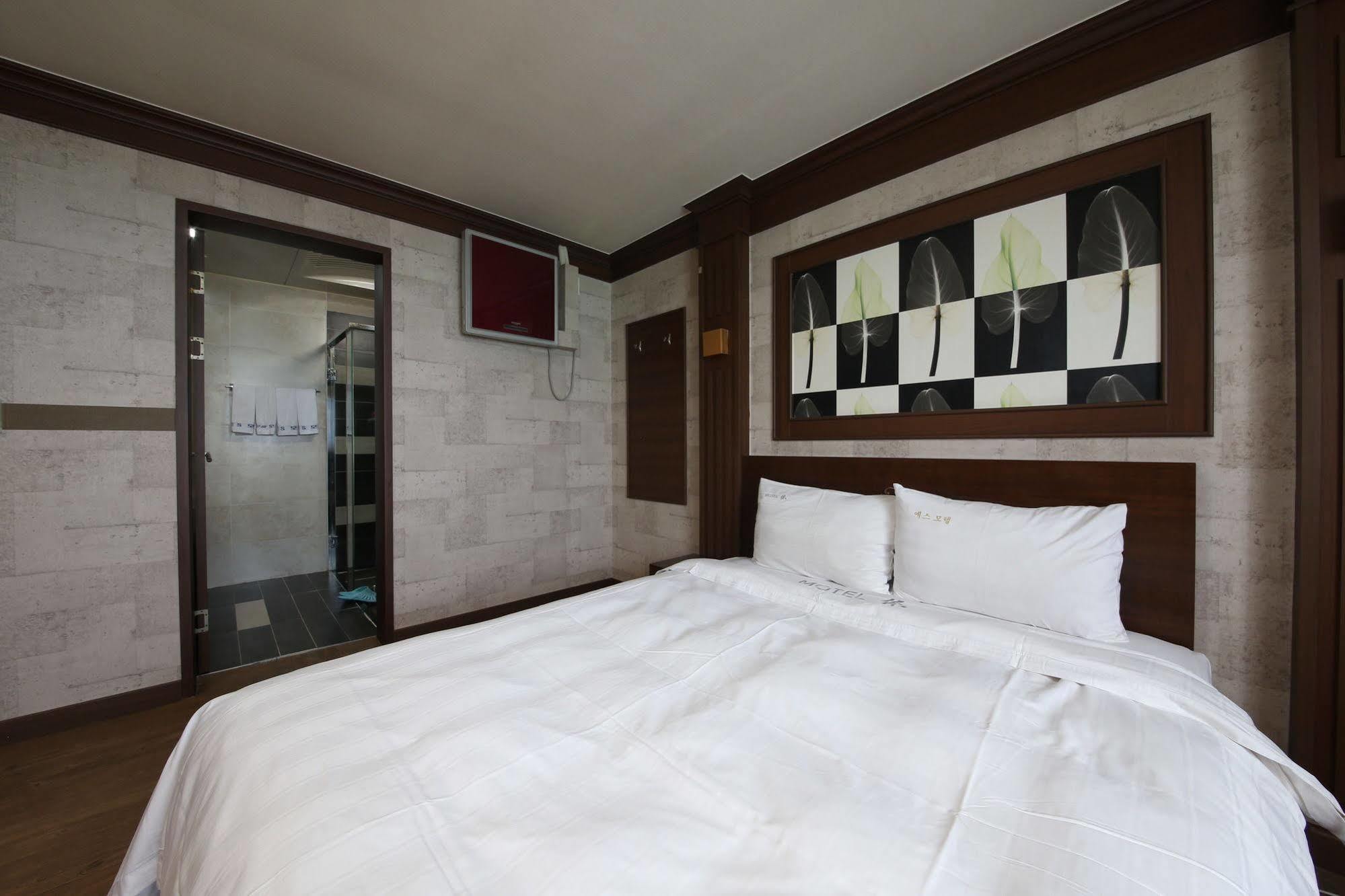 Yes Motel กุนซาน ภายนอก รูปภาพ